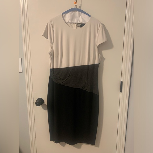 Ralph Lauren Polo Formal Dress (16) - Picture 2 of 4